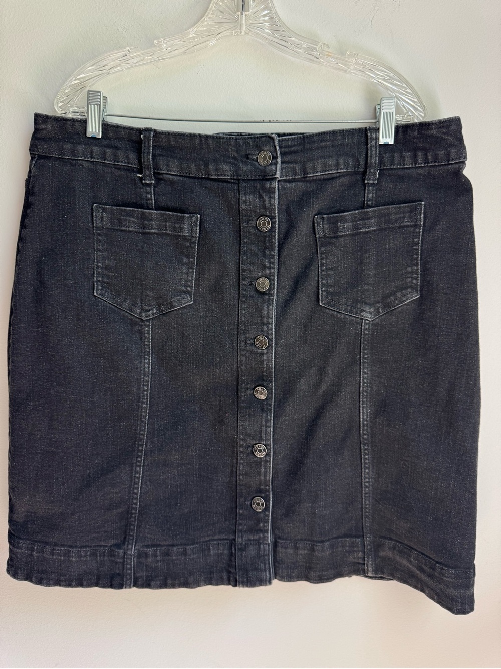 Chaps Black Button-Front Denim Mini Skirt size 18w EUC Distressed Slate Denim